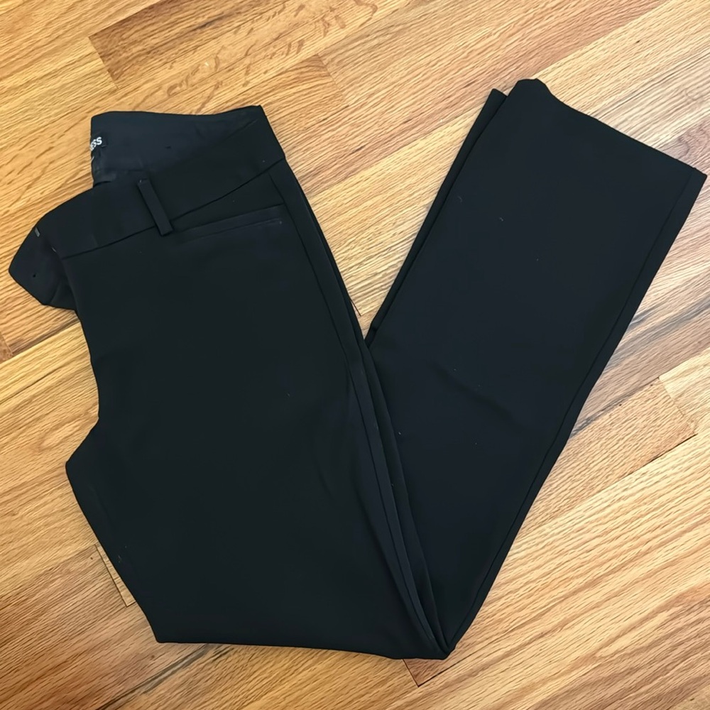 Express Columnist flare leg pants black size 0 short